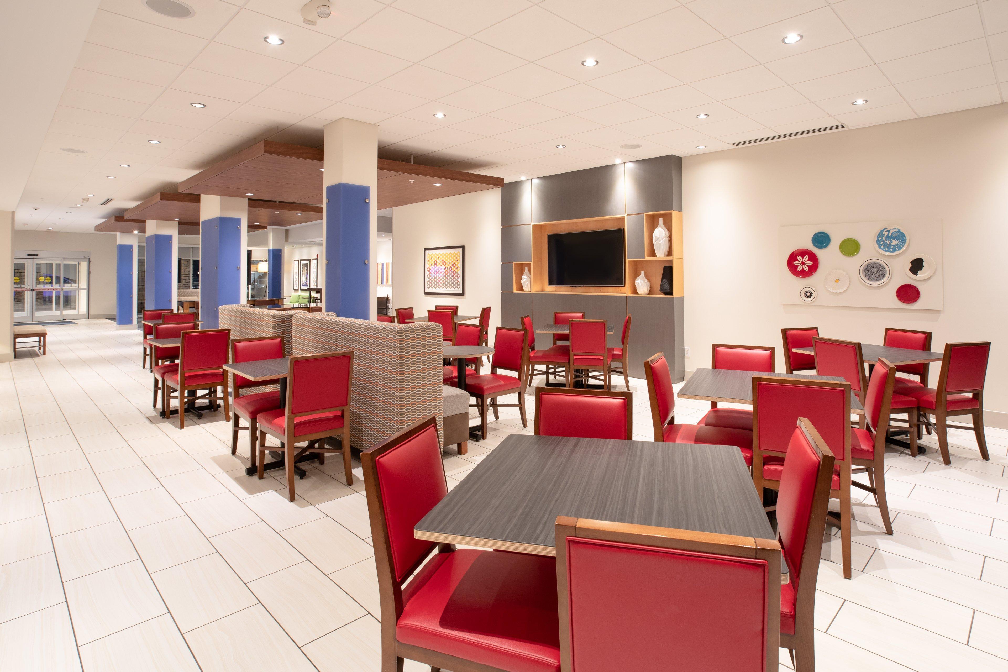 Holiday Inn Express & Suites - Sterling By Ihg Exterior photo